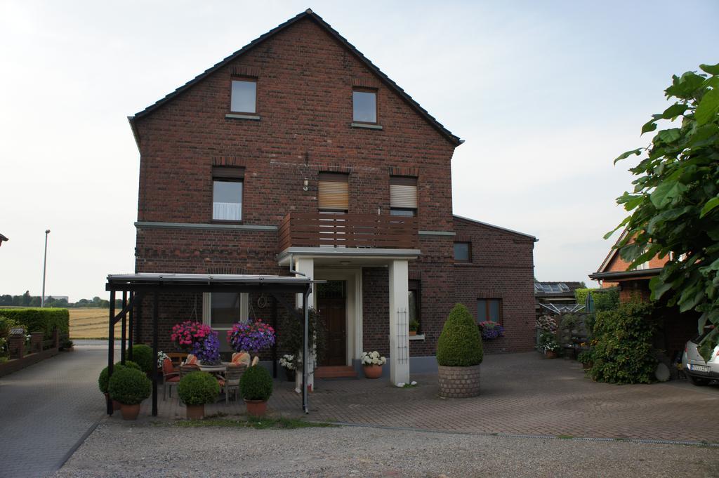 Ferienwohnung Poettershof Krefeld Habitación foto